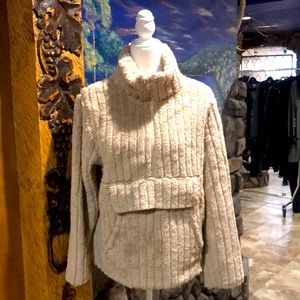 NWT Amasoo Taupe Pullover Sweater Jacket